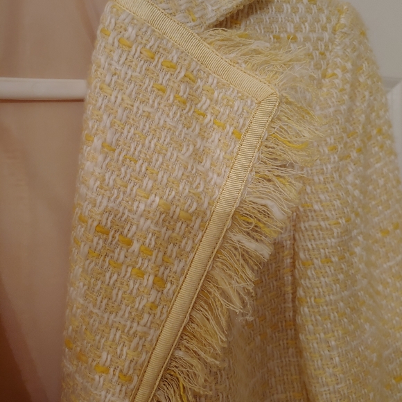 Jacket - Picture 3 of 4